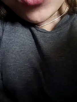 Snapshot of Sajel_000 chatting on 01/04/25, 12:16 Sajel 000 online show from 01/04/25, 12:16