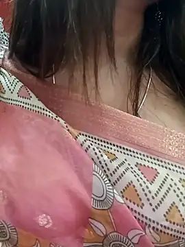 Snapshot of Sajel_000 chatting on 01/05/25, 10:29 Sajel 000 online show from 01/05/25, 10:29