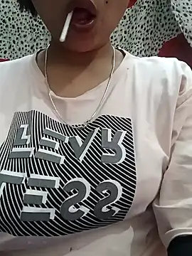 Snapshot of Sajel_000 chatting on 01/19/25, 08:41 Sajel 000 online show from 01/19/25, 08:41