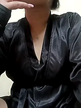 Snapshot of Sajel_000 chatting on 02/02/25, 06:42 Sajel 000 online show from 02/02/25, 06:42