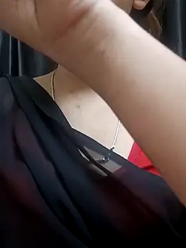 Snapshot of Sajel_000 chatting on 03/10/25, 09:18 Sajel 000 online show from 03/10/25, 09:18