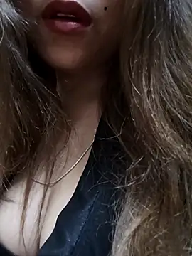 Snapshot of Sajel_000 chatting on 03/12/25, 08:31 Sajel 000 online show from 03/12/25, 08:31