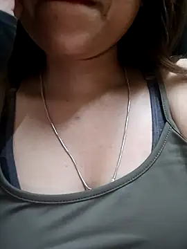 Snapshot of Sajel_000 chatting on 03/15/25, 09:27 Sajel 000 online show from 03/15/25, 09:27