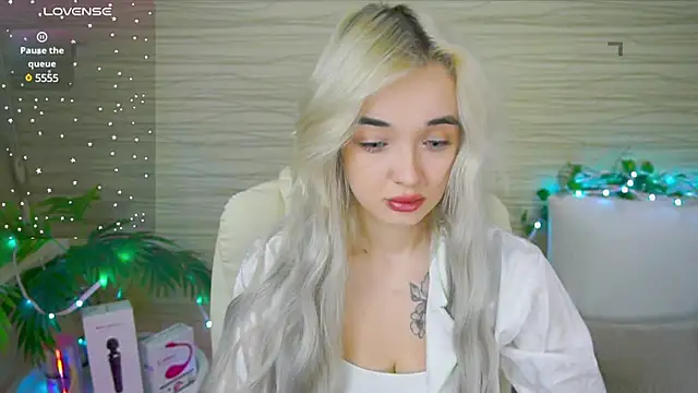 Ashley S online show from 02/10/25, 11:13