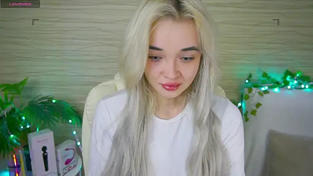 Ashley S online show from 02/17/25, 11:09