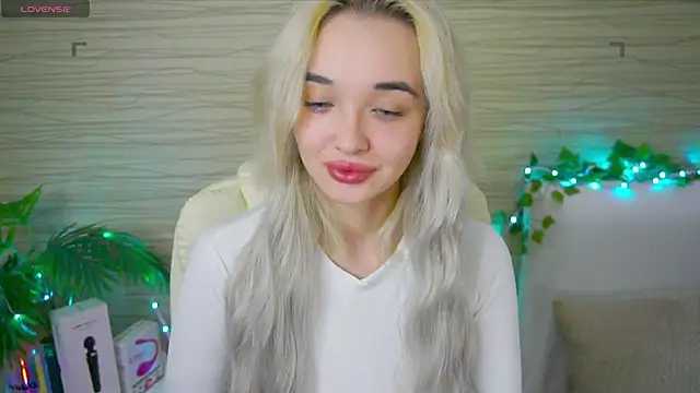 Ashley S online show from 02/21/25, 11:10