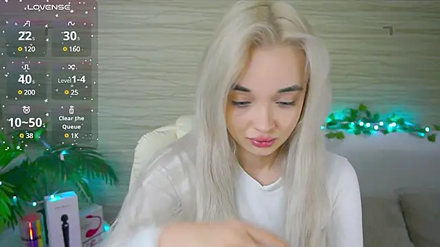 Ashley S online show from 03/19/25, 11:03