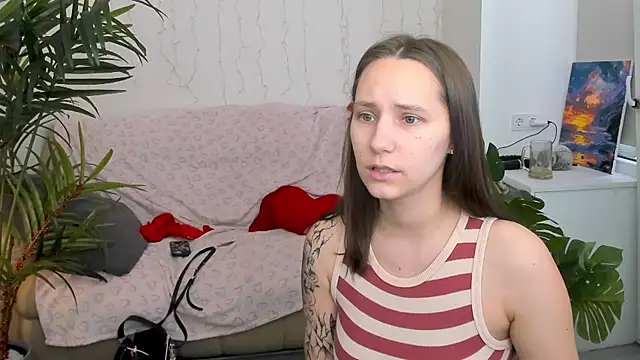 HotCaramellsTV online show from 03/18/25, 09:31