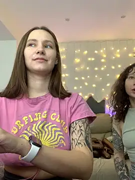 HotCaramellsTV online show from 10/08/25, 09:07