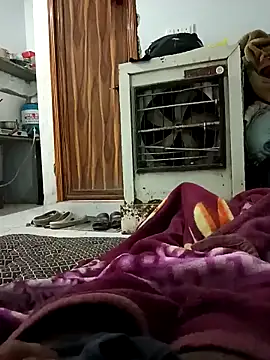 pintuS40 online show from 02/11/25, 07:23