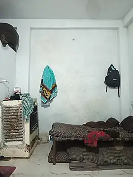 pintuS40 online show from 09/18/25, 01:40