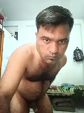 Snapshot of pintuS40 chatting on 01/18/26, 07:23 pintuS40 online show from 01/18/26, 07:23