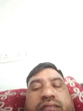 Snapshot of pintuS40 chatting on 02/13/26, 07:26 pintuS40 online show from 02/13/26, 07:26