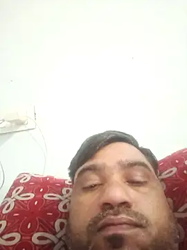 Snapshot of pintuS40 chatting on 03/04/26, 02:39 pintuS40 online show from 03/04/26, 02:39