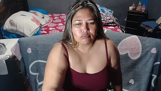 Snapshot of CANDYSWEET51 chatting on 06/10/26, 12:04 CANDYSWEET51 online show from 06/10/26, 12:04