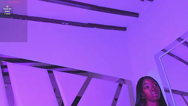 ElisabethMassey online show from 04/04/26, 01:08