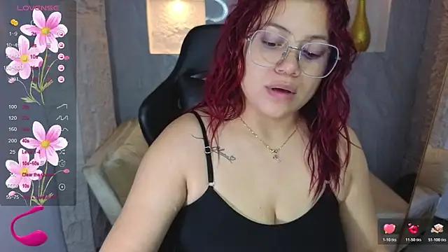 Snapshot of _Ambar72_b chatting on 01/06/26, 12:53 Ambar72 b online show from 01/06/26, 12:53