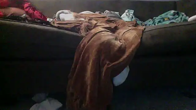 Snapshot of dirtything4u chatting on 09/12/25, 06:52 dirtything4u online show from 09/12/25, 06:52