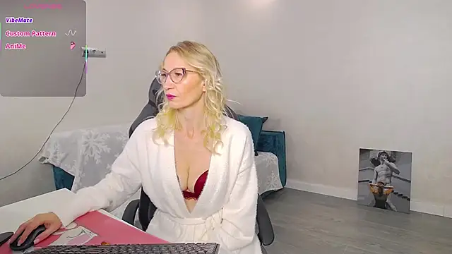 Sofia Soul online show from 09/30/25, 06:35