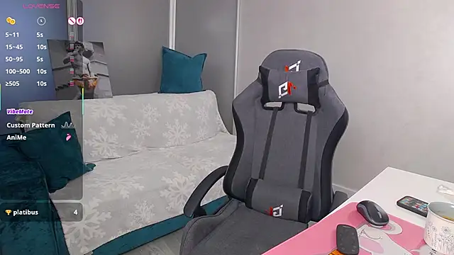 Sofia Soul online show from 10/12/25, 01:21