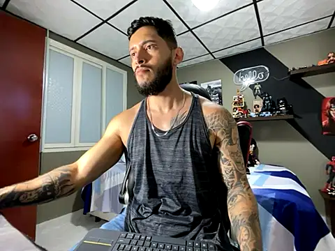 marcel crawford96 online show from 11/30/25, 01:15