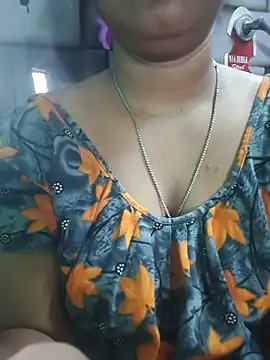 Snapshot of Pari-new chatting on 06/28/26, 09:26 Pari-new online show from 06/28/26, 09:26