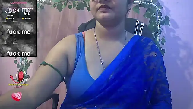 Snapshot of Pari-new chatting on 07/23/26, 04:21 Pari-new online show from 07/23/26, 04:21