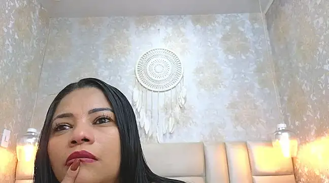 NahomiFireSex online show from 03/15/25, 03:29