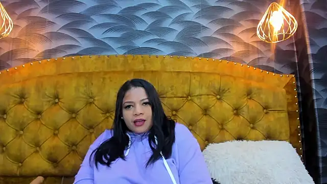 NahomiFireSex online show from 12/18/25, 07:25