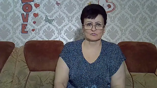 PaulaGolden online show from 11/30/25, 01:59