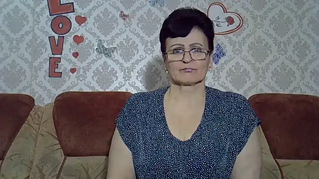 PaulaGolden online show from 12/04/25, 07:39