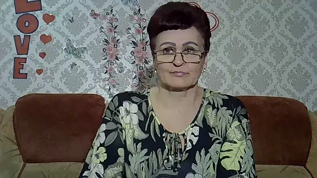 Snapshot of PaulaGolden chatting on 07/23/26, 06:17 PaulaGolden online show from 07/23/26, 06:17