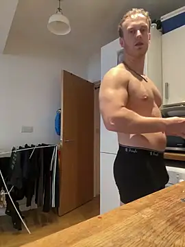 Snapshot of Noshame1994 chatting on 02/18/26, 08:54 Noshame1994 online show from 02/18/26, 08:54