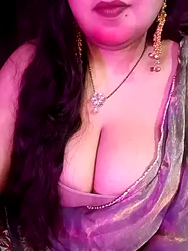 Suhanakhan00 online show from 02/18/26, 08:54