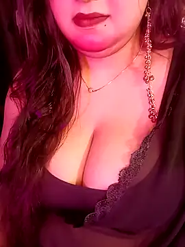 Suhanakhan00 online show from 04/09/26, 10:09