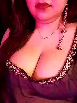 Suhanakhan00 online show from 04/25/26, 06:16