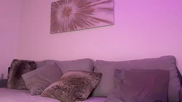 Serena 4you online show from 12/17/25, 05:08