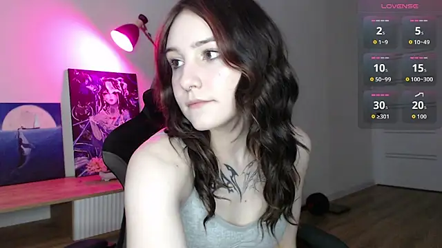Snapshot of Princess_Shy___ chatting on 05/19/26, 01:06 Princess Shy online show from 05/19/26, 01:06