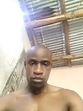 Snapshot of 12fitman chatting on 10/11/25, 09:19 12fitman online show from 10/11/25, 09:19