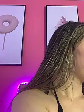 Sophie LS online show from 02/09/25, 06:11