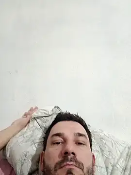 Snapshot of KAZADO_LIBERAL chatting on 09/28/25, 01:00 KAZADO LIBERAL online show from 09/28/25, 01:00