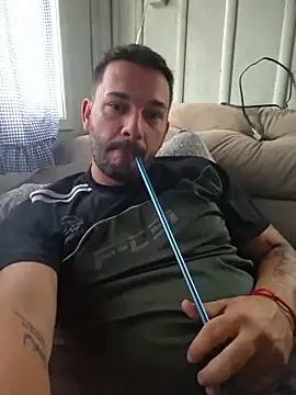 Snapshot of KAZADO_LIBERAL chatting on 10/18/25, 07:36 KAZADO LIBERAL online show from 10/18/25, 07:36