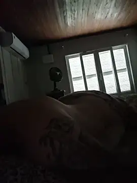 Snapshot of KAZADO_LIBERAL chatting on 10/19/25, 03:56 KAZADO LIBERAL online show from 10/19/25, 03:56