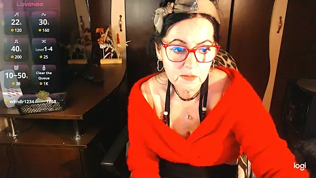 Snapshot of exymilf_ chatting on 02/16/25, 05:59 exymilf online show from 02/16/25, 05:59