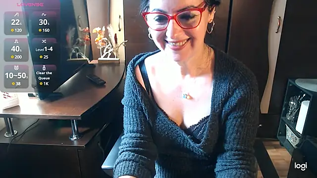Snapshot of exymilf_ chatting on 02/25/25, 11:41 exymilf online show from 02/25/25, 11:41