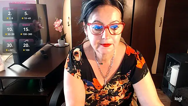 Snapshot of exymilf_ chatting on 10/01/25, 11:27 exymilf online show from 10/01/25, 11:27