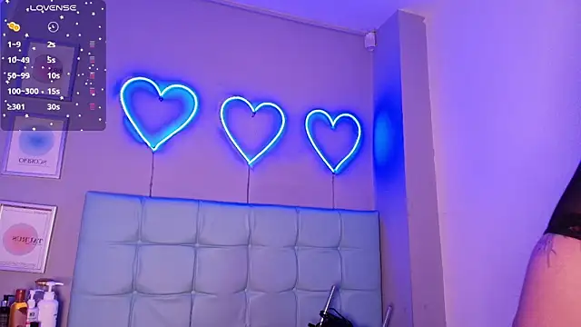 Lizzie-Evans online show from 02/05/25, 12:06