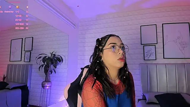 Lizzie-Evans online show from 03/12/26, 12:11