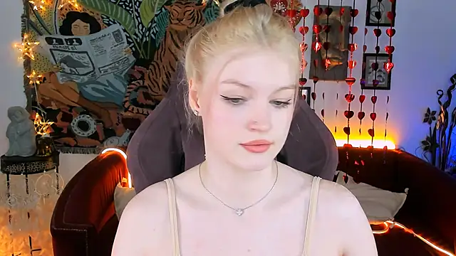 GraceGlamour online show from 02/15/25, 08:11