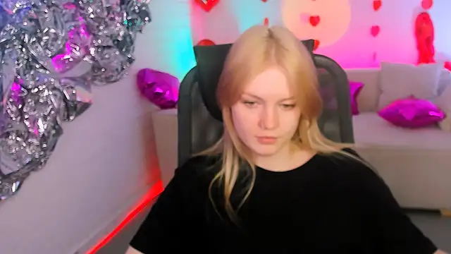 GraceGlamour online show from 02/22/25, 08:18